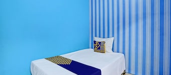 SPOT ON 92673 Gang Songo Syariah HomestayNearWisata Osing
