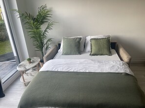 1 bedroom, desk, iron/ironing board, WiFi - Modern and bright mini house in Peine (Peine)