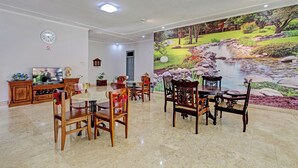 Lobby - OYO Life 92686 Lanaya Guesthouse Syariah (Salatiga)
