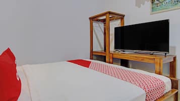 Standard Double Room | Free WiFi, bed sheets