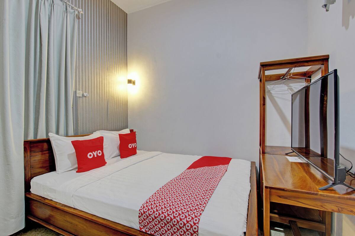 Chambre Standard double | Accès au Wi-Fi (inclus), literie fournie