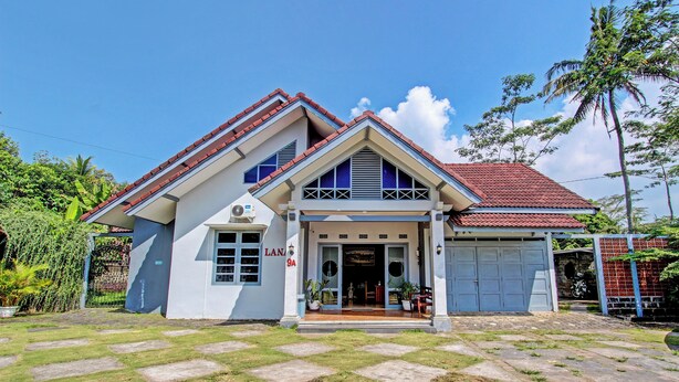 Front of property - OYO Life 92686 Lanaya Guesthouse Syariah (Salatiga)