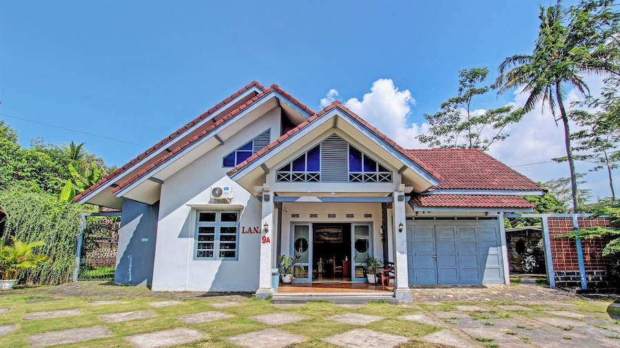 OYO Life 92686 Lanaya Guesthouse Syariah