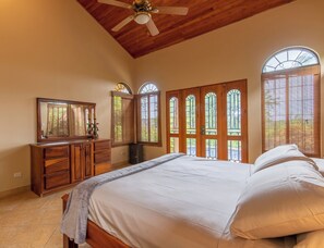 3 chambres, Wi-Fi, draps fournis