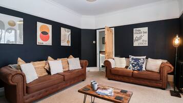 Cottage | Bahagian dalam