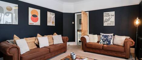 Cottage | Interior