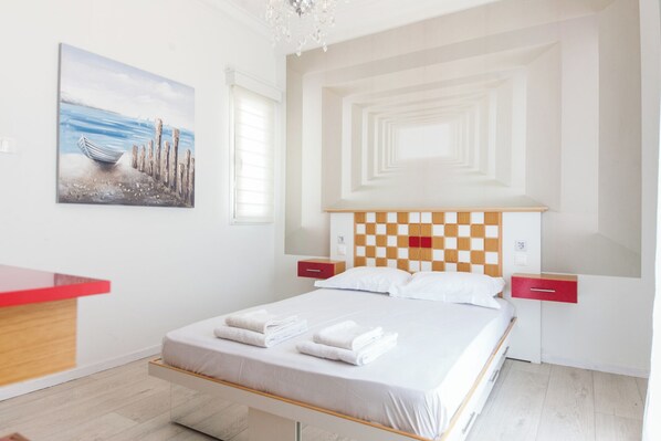 2 bedrooms, free WiFi - Charming Balcony Escape in Kipseli (Athens)