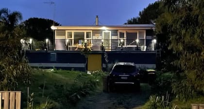 Cosy Tin Shack - Cheapest house in Venus Bay