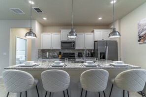 House (5473 Solterra) | Exterior - 5473 Solterra (Davenport)