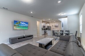 Maison (5473 Solterra) | Extérieur
