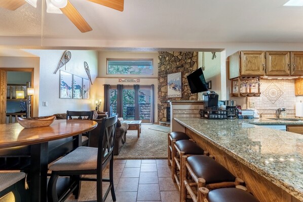 Interior - Keystone Condo Close to Mountain House Base Area w/ Shared Pool & Hot Tub! (Keystone)