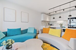 Appartement | Coin séjour | TV connectée de 42 pouces avec chaînes numériques