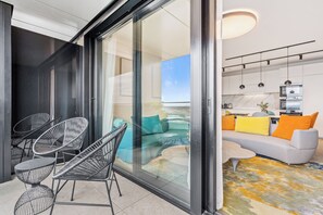 Apartment | Balcony - Stylish Luxurious Apt w Pool & Gym ID214 (Luxembourg City)