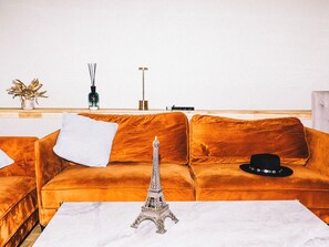 Smart TV, livros, monitores de computador, impressoras