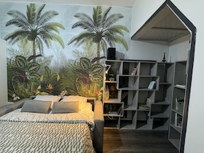 4 Schlafzimmer, Schreibtisch, Bügeleisen/Bügelbrett, kostenloses WLAN