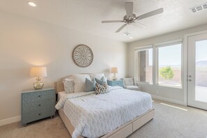 4 Schlafzimmer, Schreibtisch, Bügeleisen/Bügelbrett, kostenloses WLAN