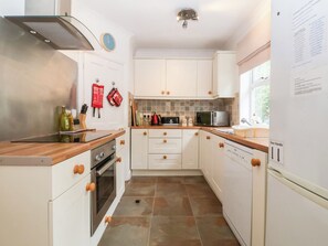 Fridge, dishwasher, electric kettle, toaster