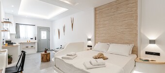 Adama's Suites Naxos