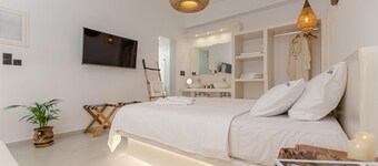 Adama's Suites Naxos