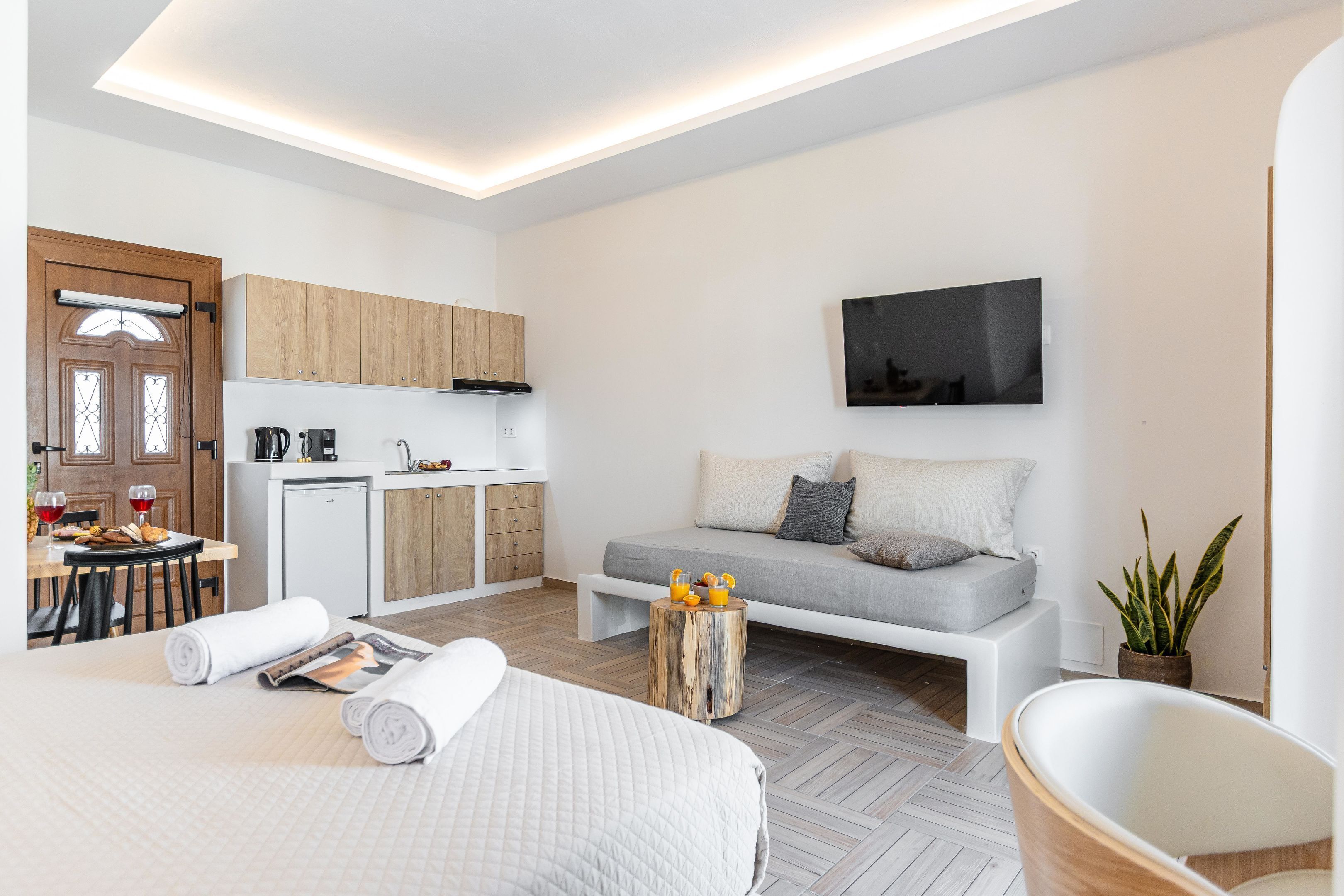 Egyptian cotton sheets, premium bedding, memory-foam beds, free minibar