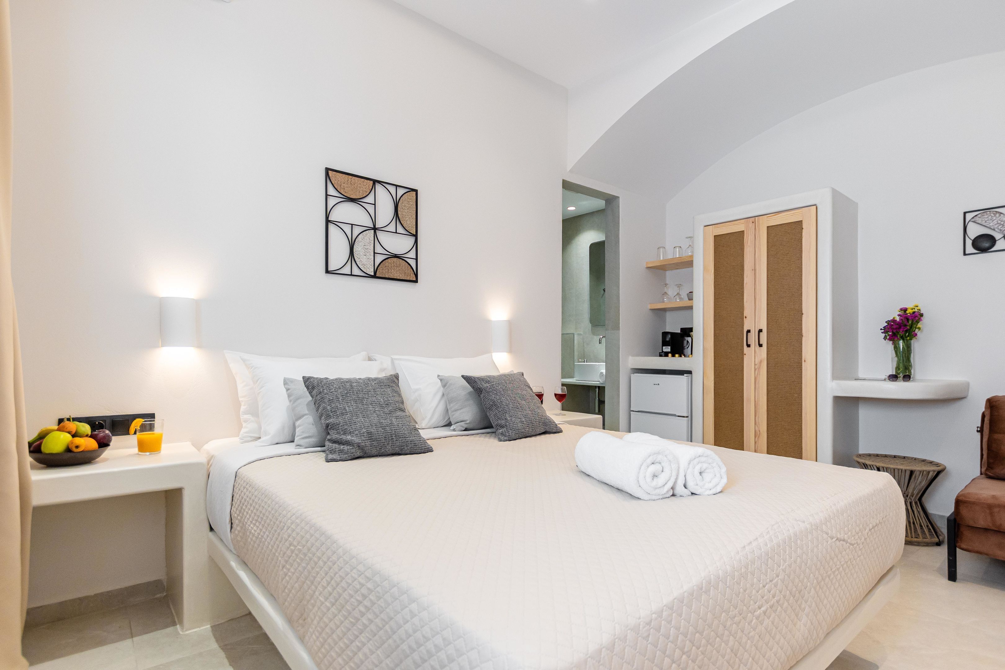 Deluxe Room, 1 Queen Bed