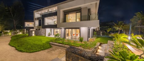 Fachada da propriedade
