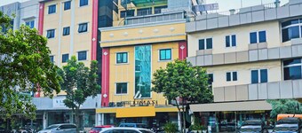 Collection O 92690 Hotel Limas