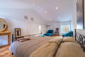 2 chambres, lit parapluie, Wi-Fi gratuit, draps fournis