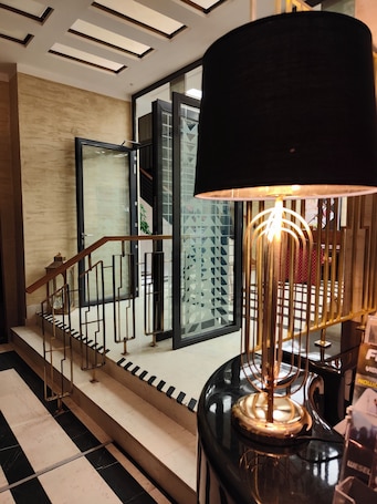 Recepción. Hotel Hutnik