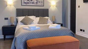 3 bedrooms, free WiFi, bed sheets