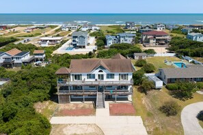Exterior - Bohemian Breeze: Oceanside | Pool and Hot Tub (Southern Shores)