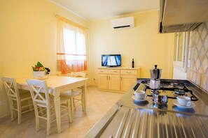 Leilighet, 1 soverom, terrasse | Spiseområde