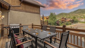 Outdoor dining