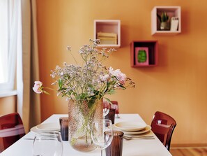 Apartament urbà | Cuina privada | Frigorífic gran, forn, placa de cuina i rentaplats