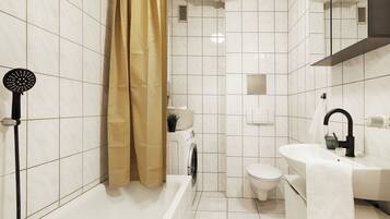 City-Apartment | Badezimmer | Haartrockner, Handtücher, Seife, Shampoo
