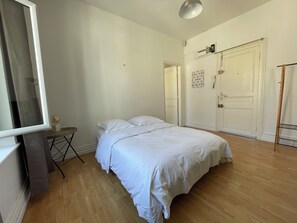 1 bedroom, free WiFi, bed sheets - Studio "le Sun Chill", rue Carnot à Wimereux (Wimereux)