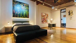 2 Schlafzimmer, Zimmersafe, Schreibtisch, kostenloses WLAN