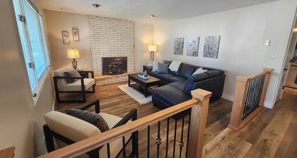 Beautifully Updated Home on Oak Trail Drive in IF