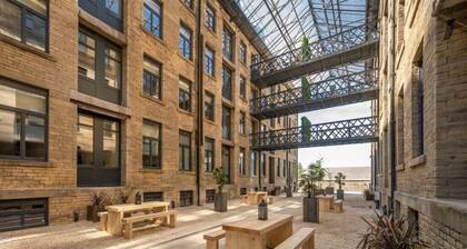 Luxury City Stay Apartment - Great for City Visitors and Contractors Alike! 320
