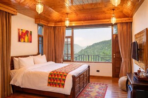 Quarto premium | 1 quarto, roupas de cama premium, frigobar, cofres nos quartos