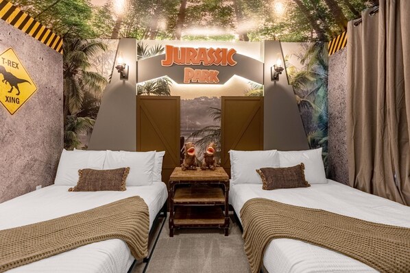 5 bedrooms, iron/ironing board, WiFi, bed sheets