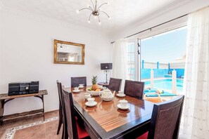 Dining - Villa Lory - Four Bedroom Villa, Sleeps 8 (Callao Salvaje)