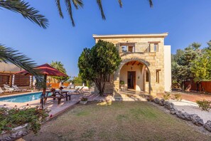 Exterior - Villa Stella Argaka - Three Bedroom Villa, Sleeps 6 (Argaka)