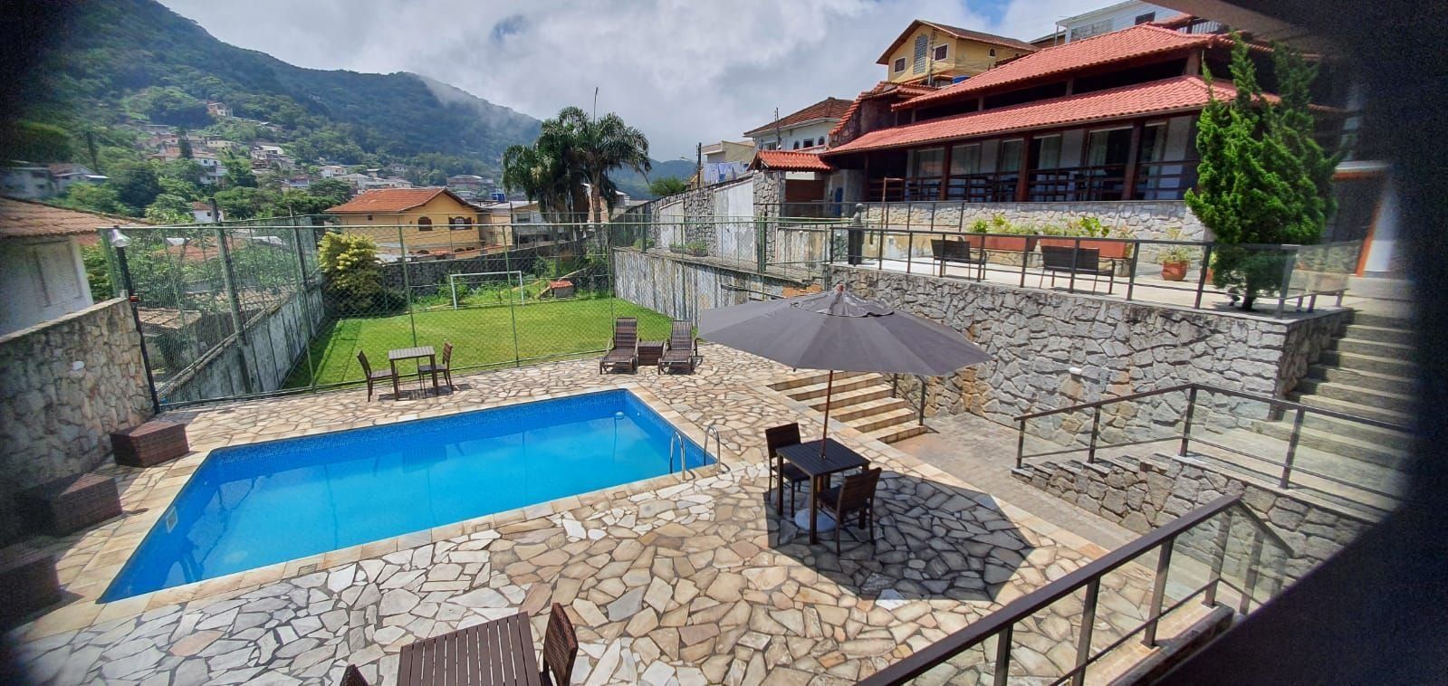 Suite | Pool | Outdoor pool, pool loungers
