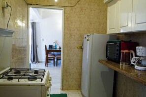 Fridge, microwave, oven, electric kettle - WHITE VILLA No. 8
 (Hurghada)