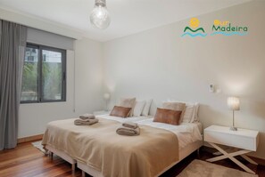 3 Schlafzimmer, Bügeleisen/Bügelbrett, WLAN, Bettwäsche