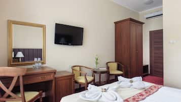 مكتب ومساحة عمل للكمبيوتر المحمول وواي فاي مجانًا