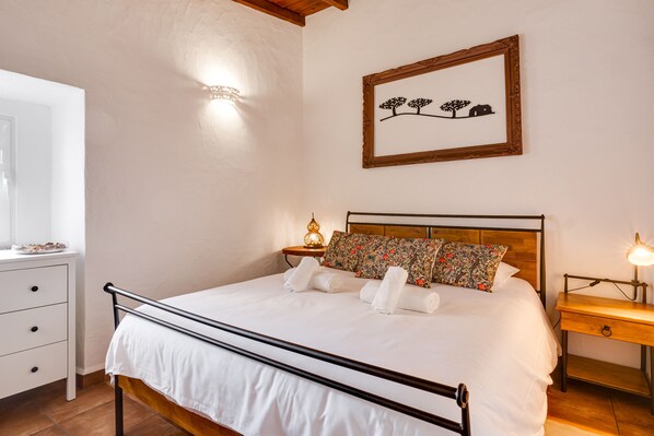2 bedrooms, iron/ironing board, Internet, bed sheets - Casa do Tintejo - Monsaraz (Reguengos de Monsaraz)