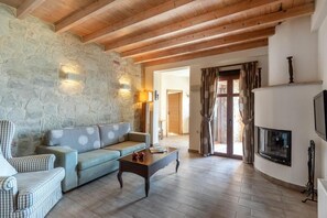 Smart-TV og stereoanlegg