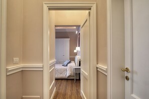 1 chambre, fer et planche à repasser, accès au Wi-Fi (inclus)